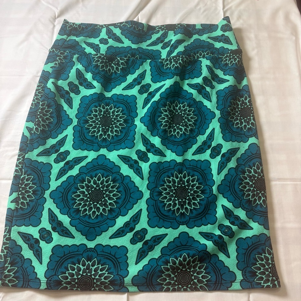 LuLaRoe Cassie Skirt XL Teal Mandala Geometric Pencil Skirt Stretch Work Office